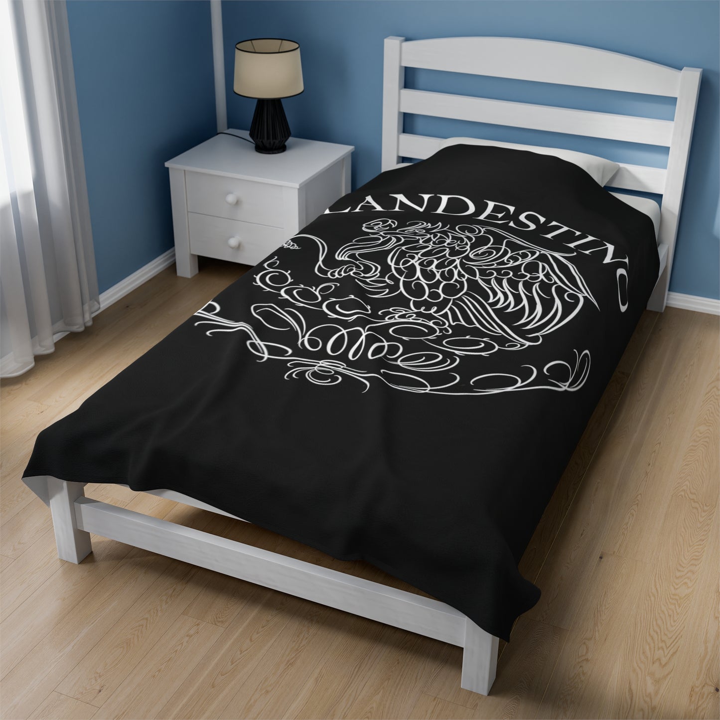 Escudo Velveteen Plush Blanket